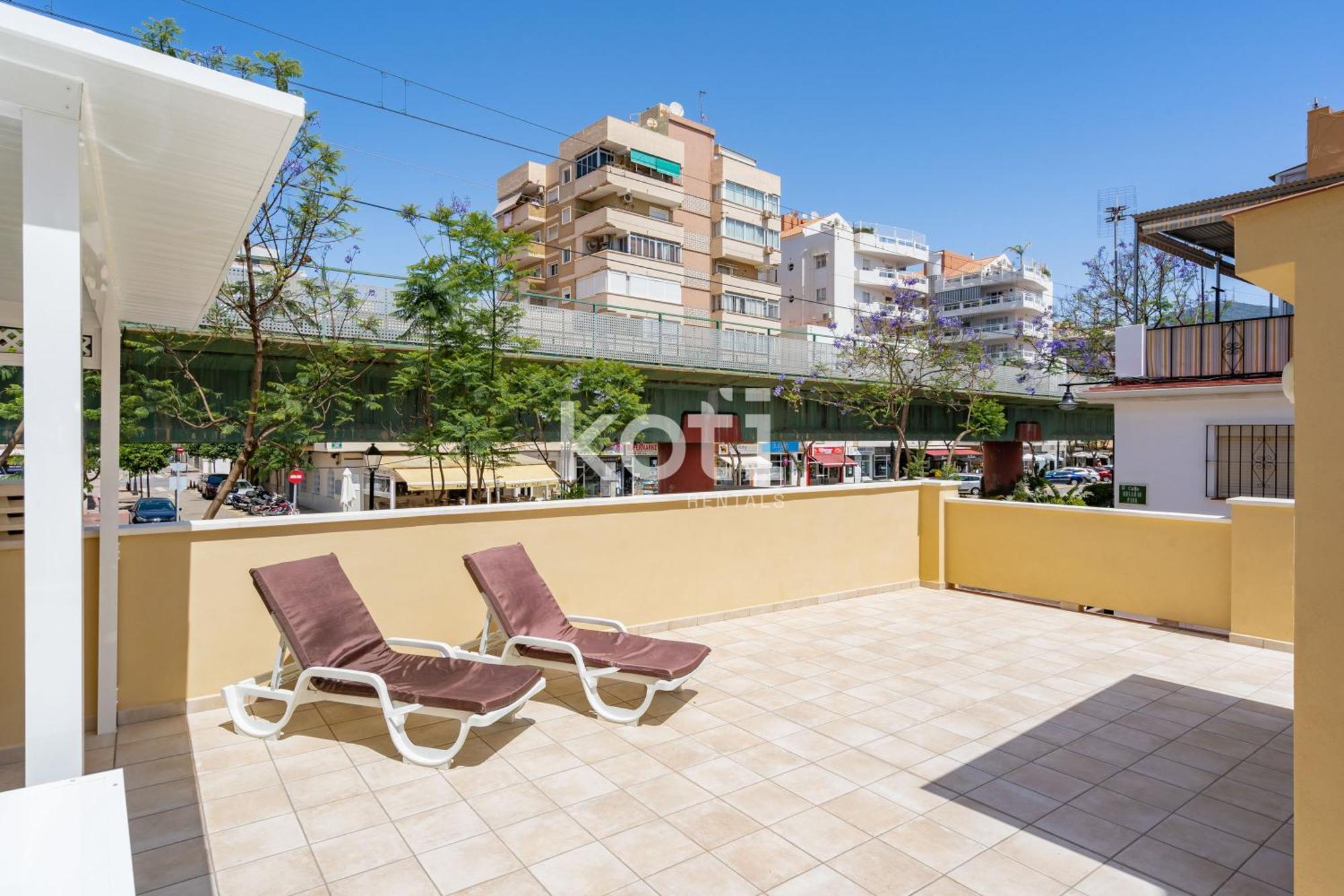 Koti - Casita Rosario Pino Rooftop Y Bbq Feriehus Fuengirola